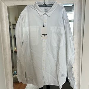 Brand new with tags long sleeve men’s Zara relaxed fit collared shirt
